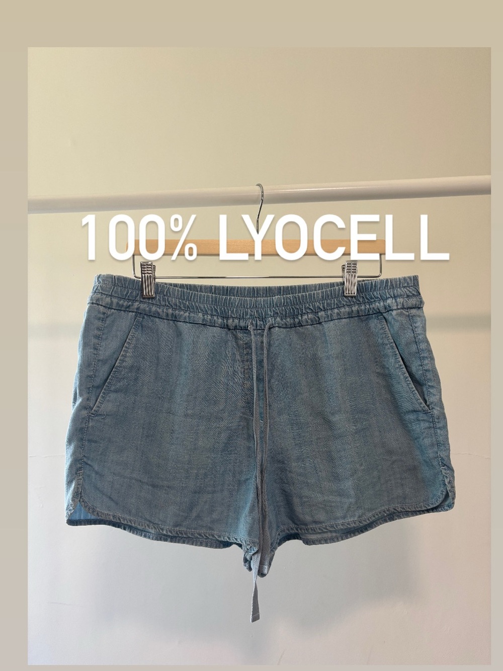 Ann Taylor LOFT Chambray Blue Lyocell Drawstring Women's Shorts| size M